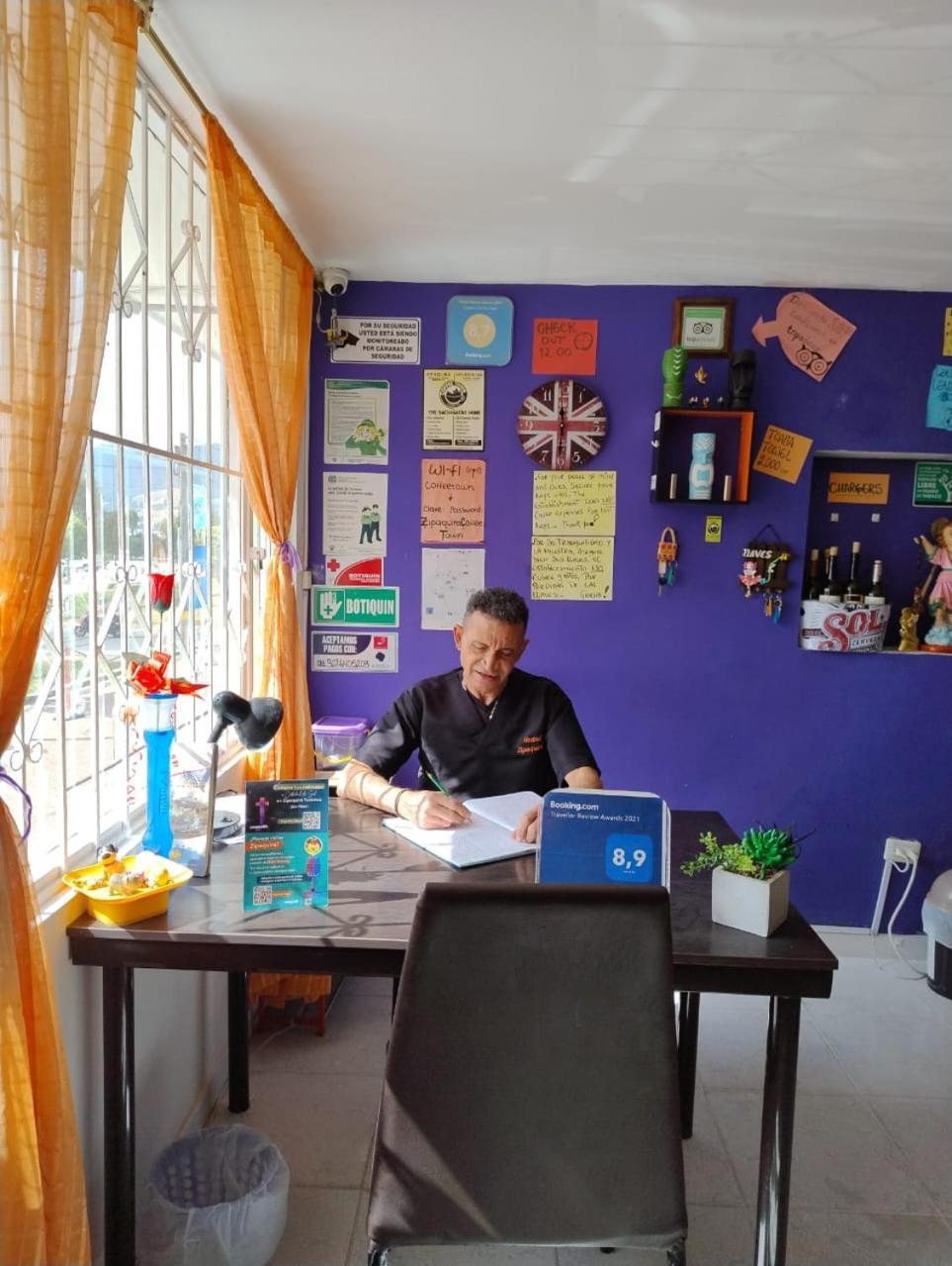 Zipa Hostel Zipaquirá Екстериор снимка